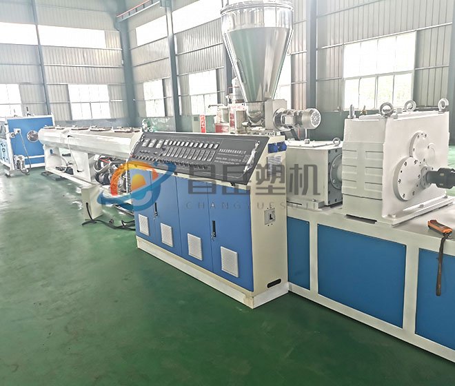 PVC供/排水管生產(chǎn)線